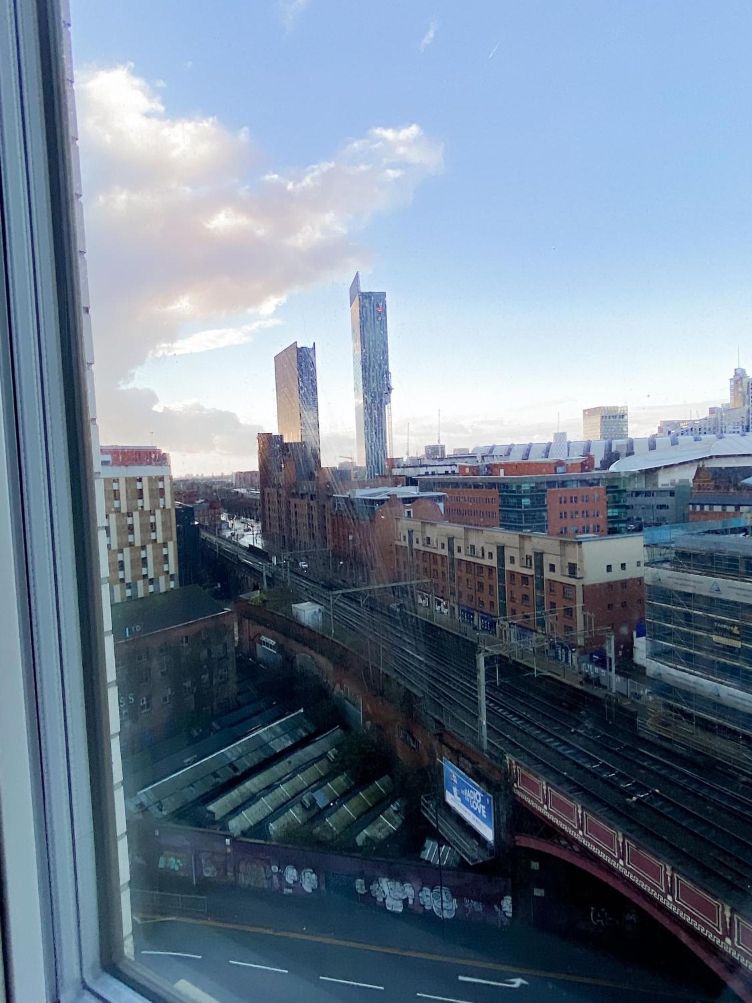 The Panda - Modern 2 Bedroom Apt In Manchester City Centre Екстериор снимка